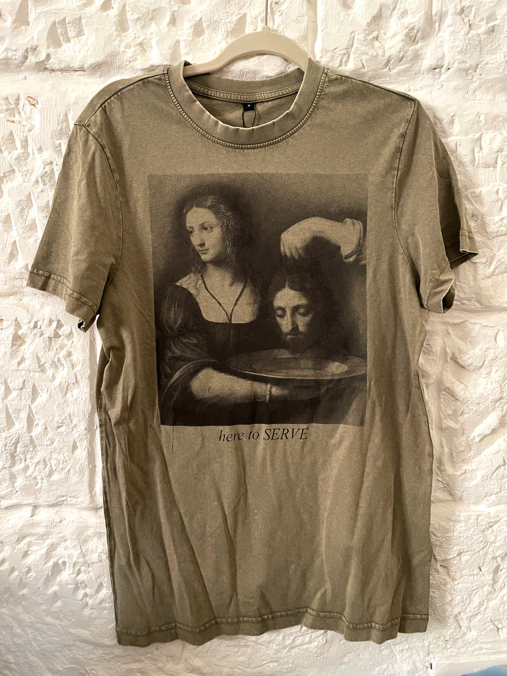 SALOME / “HERE TO SERVE” / CLASSIC ART TEE