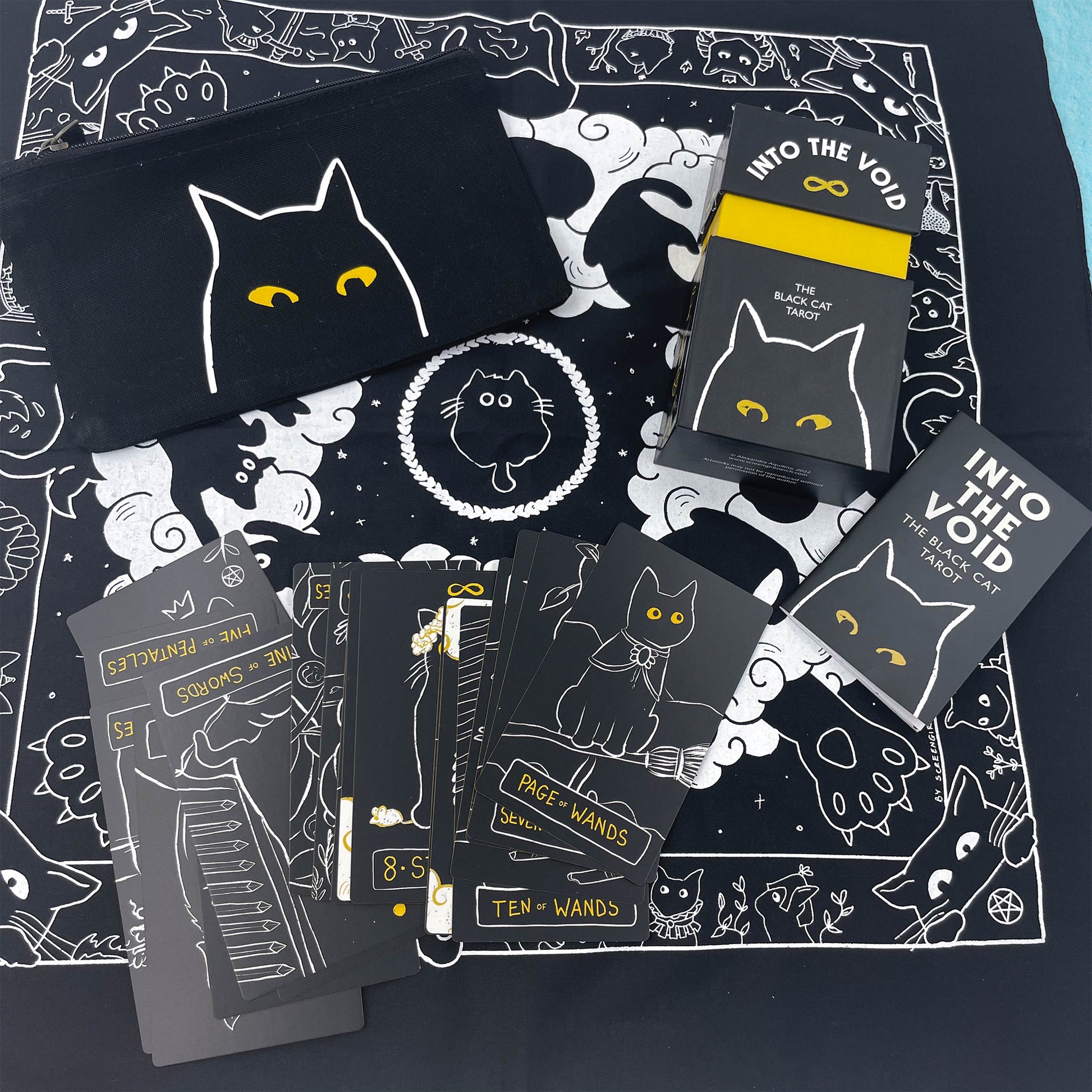 Into the void - The black cat tarot deck - Cat Magic Collective